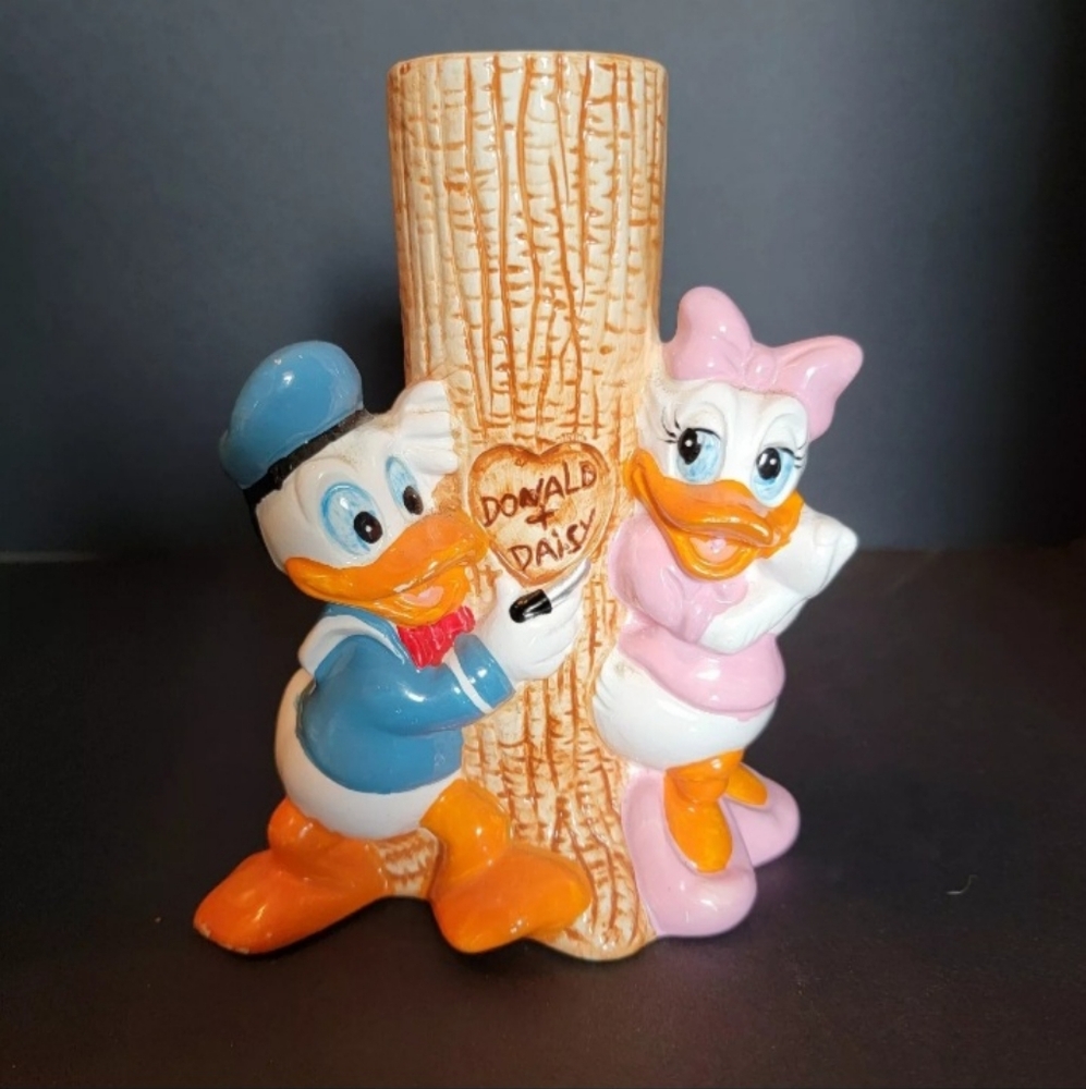Vintage Applause Disney Donald+Daisy Duck love tree Ceramic Vase See Description